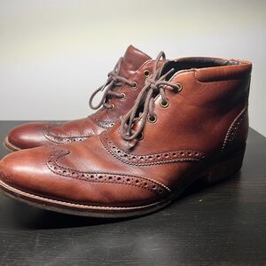 Cole Haan Liam Chukka II Wingtip Leather Ankle Boots Brown Brogue Men's 8.5 M